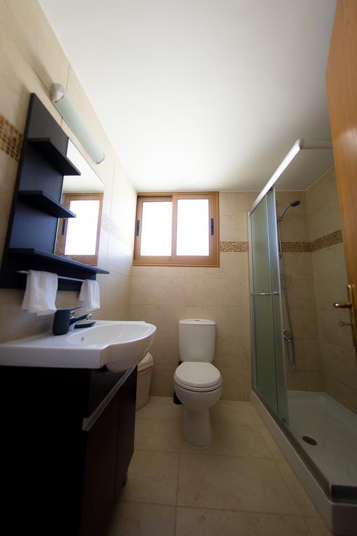 Alkinoou Residence Limassol Extérieur photo