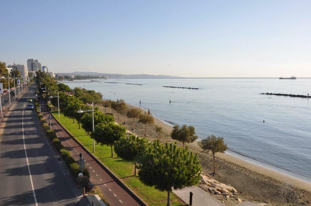 Alkinoou Residence Limassol Extérieur photo